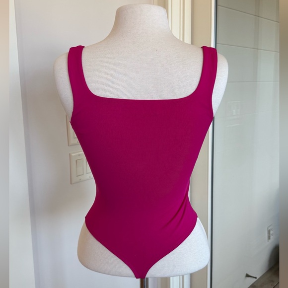 Aritzia Babaton Pink Bodysuit - Picture 2 of 3